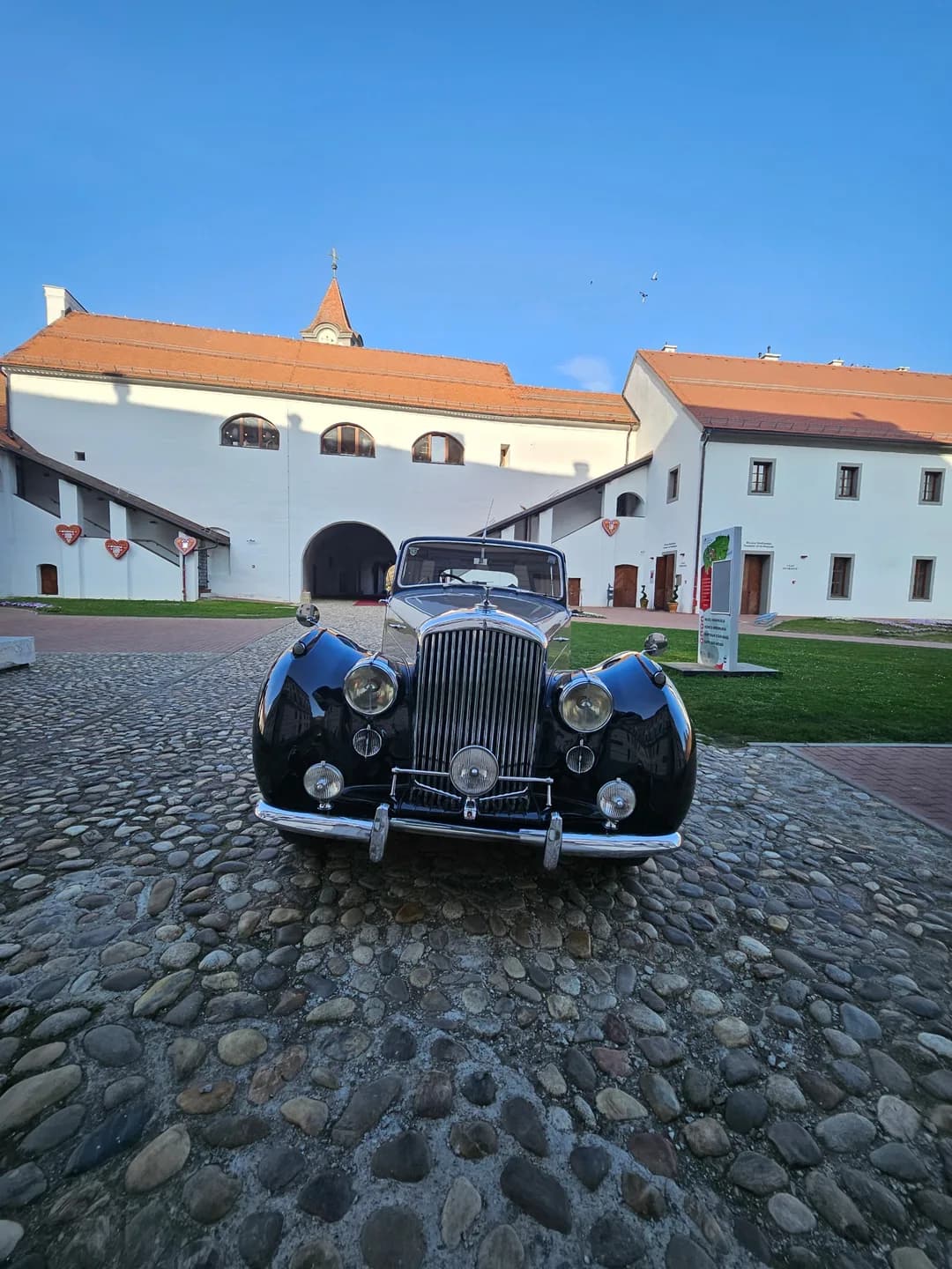 Bentley Mark VI Saloon