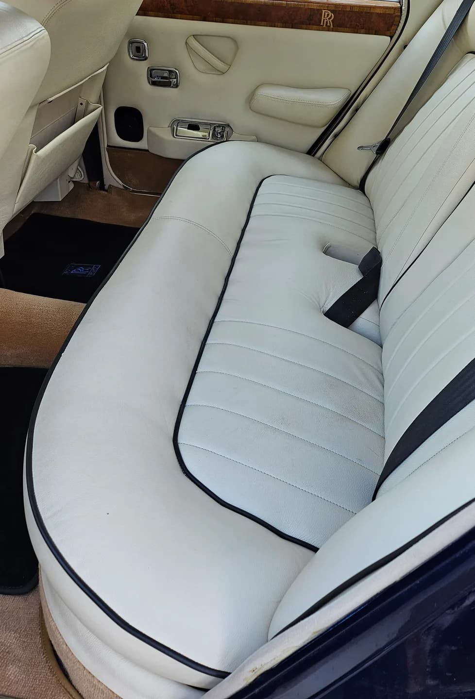 Rolls Royce Silver Shadow 2