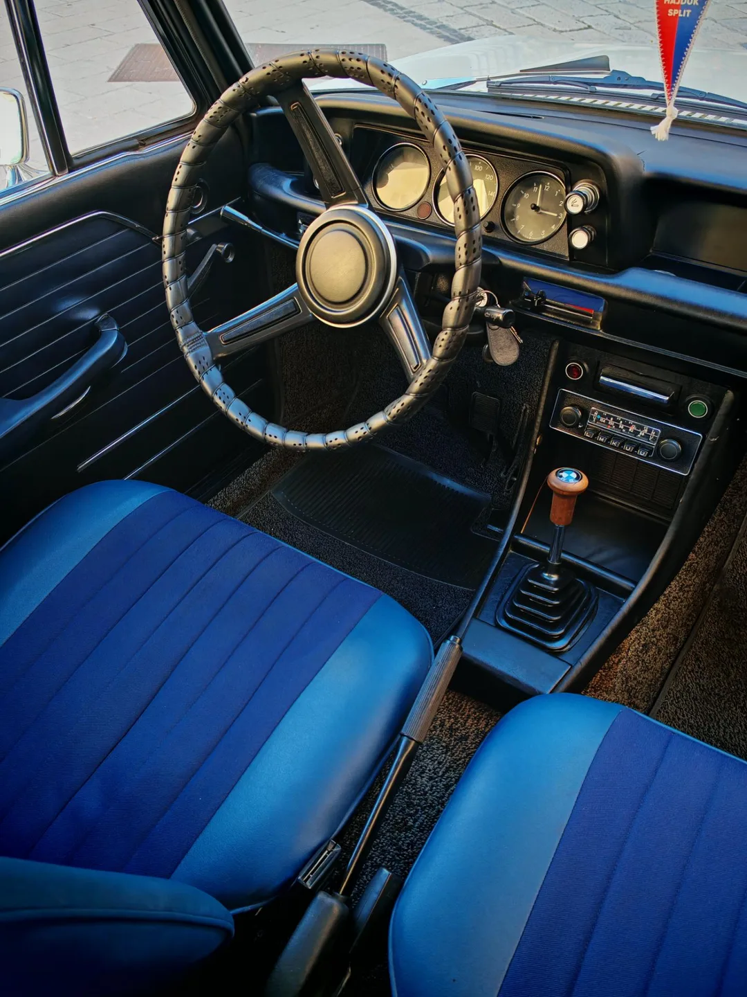 BMW 1602
