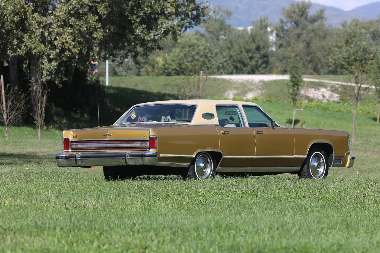 Lincoln Continental