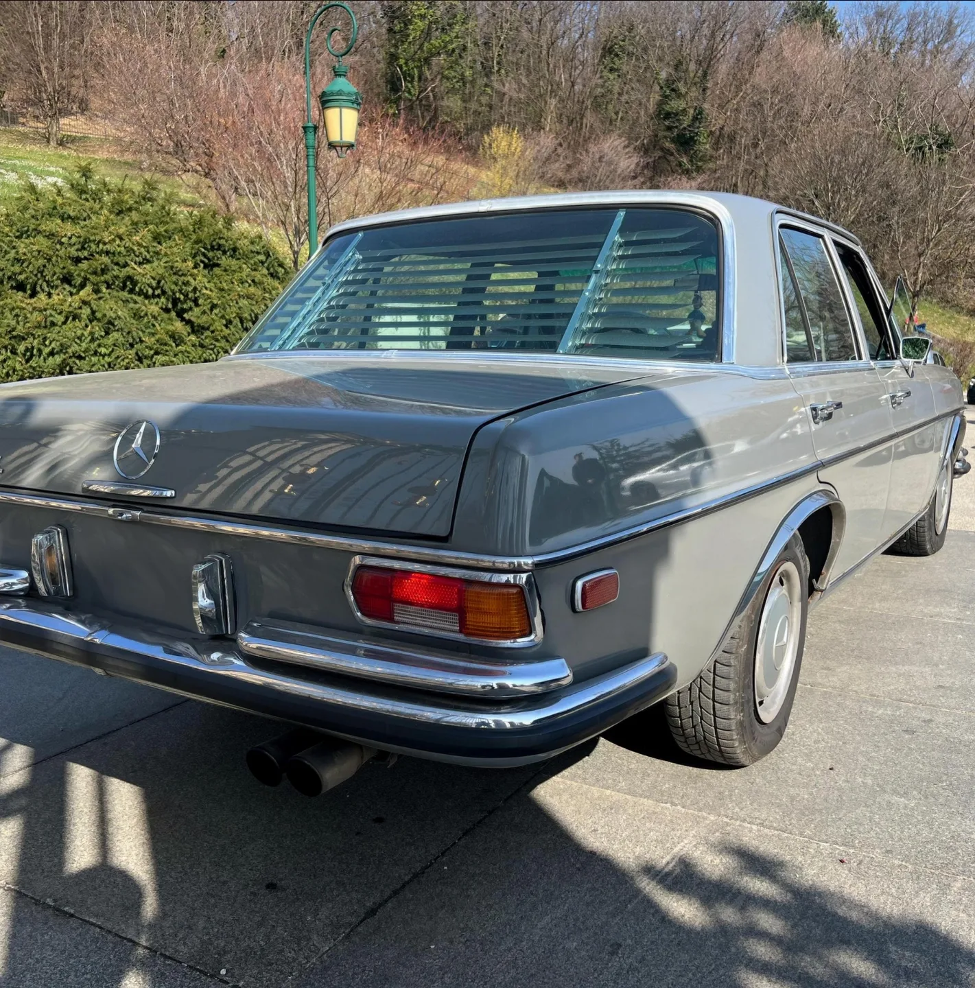 Mercedes-Benz 280 SE