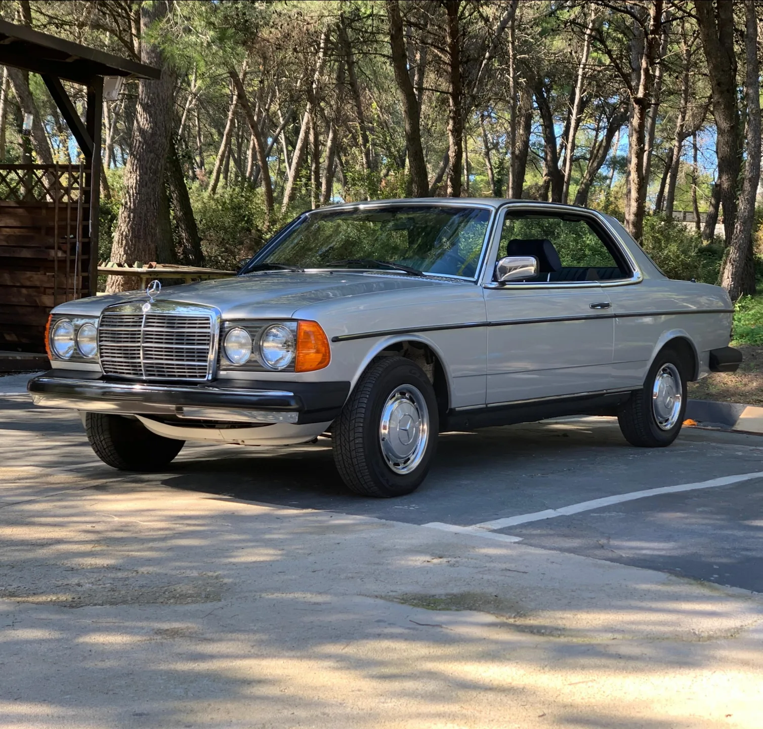 Mercedes-Benz C123 280 CE