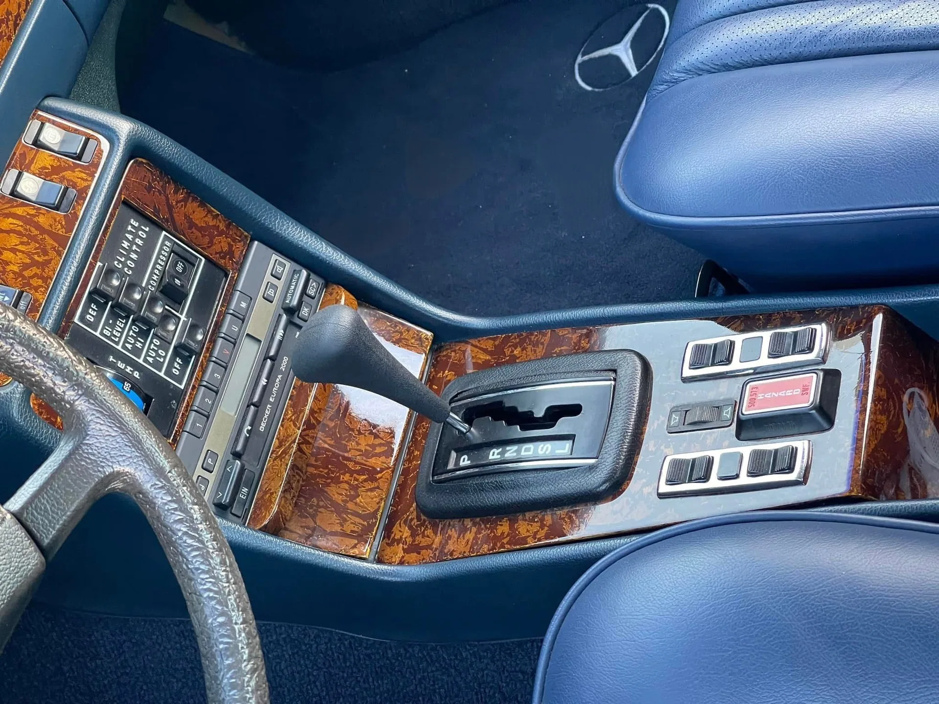 Mercedes-Benz C123 280 CE photo 3