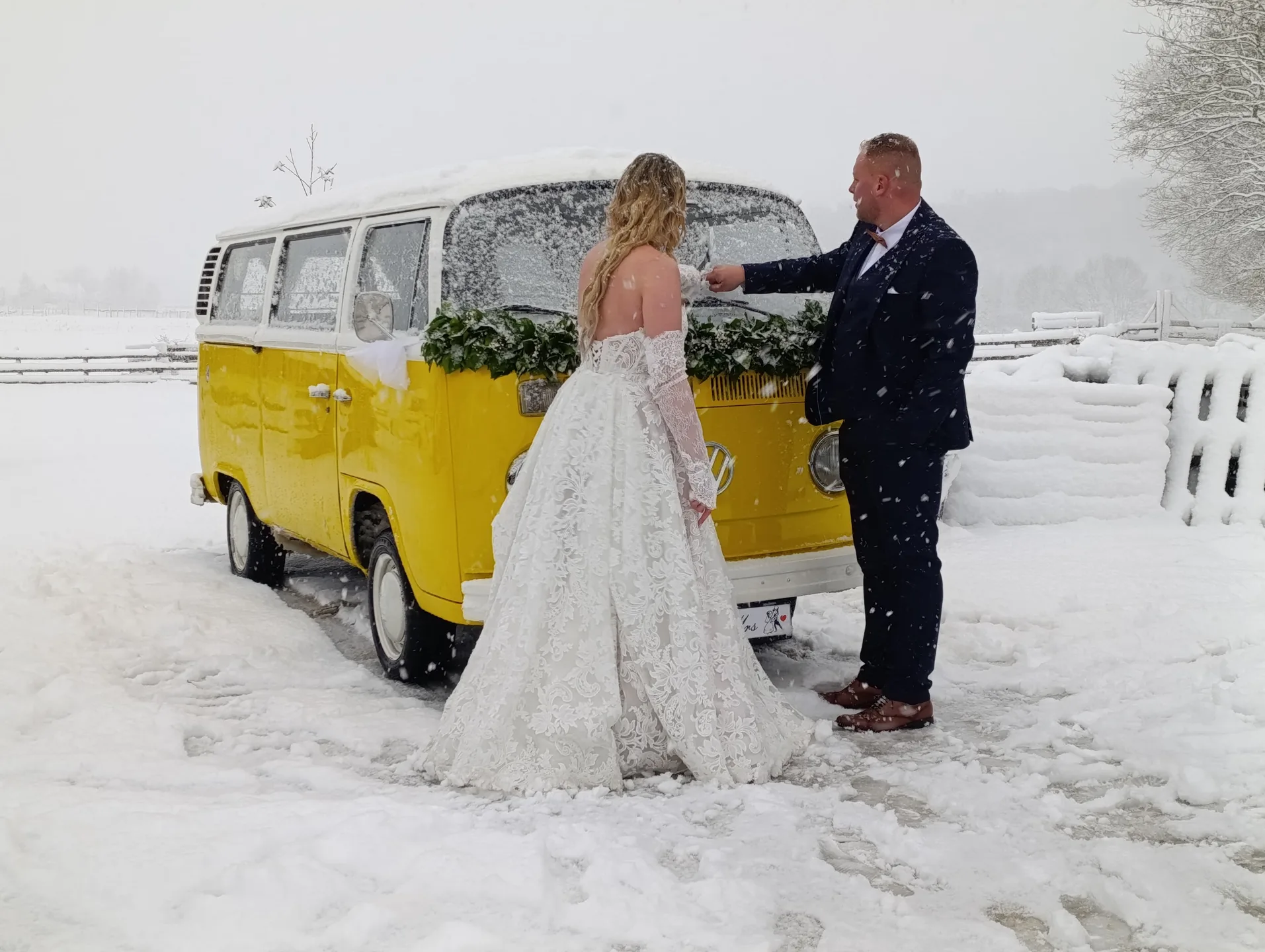 Volkswagen T2 Žuti